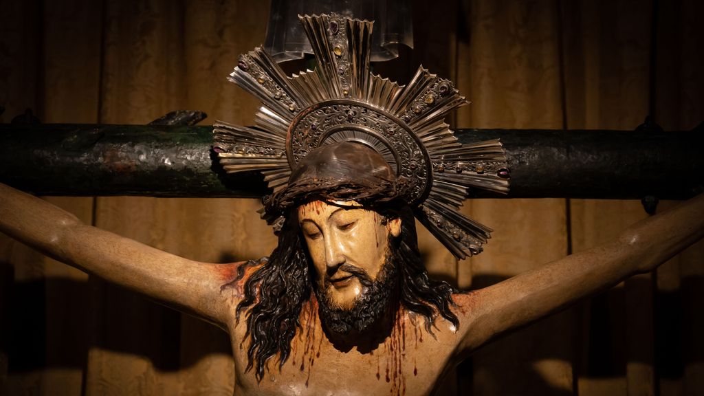 Cristo de Lepanto de la Catedral de Barcelona restaurado