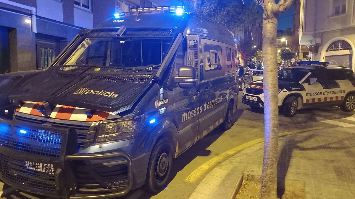 Imagen del dispositivo policial donde ha sucedido el tiroteo Imagen del dispositivo policial donde ha sucedido el tiroteo