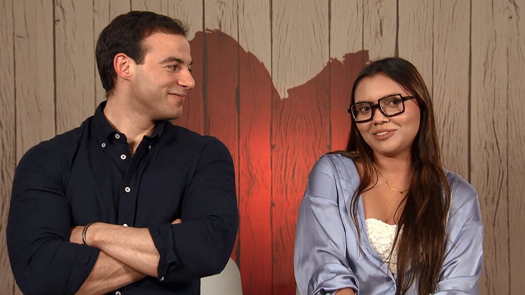 Samantha y Alberto durante su cita en 'First Dates'