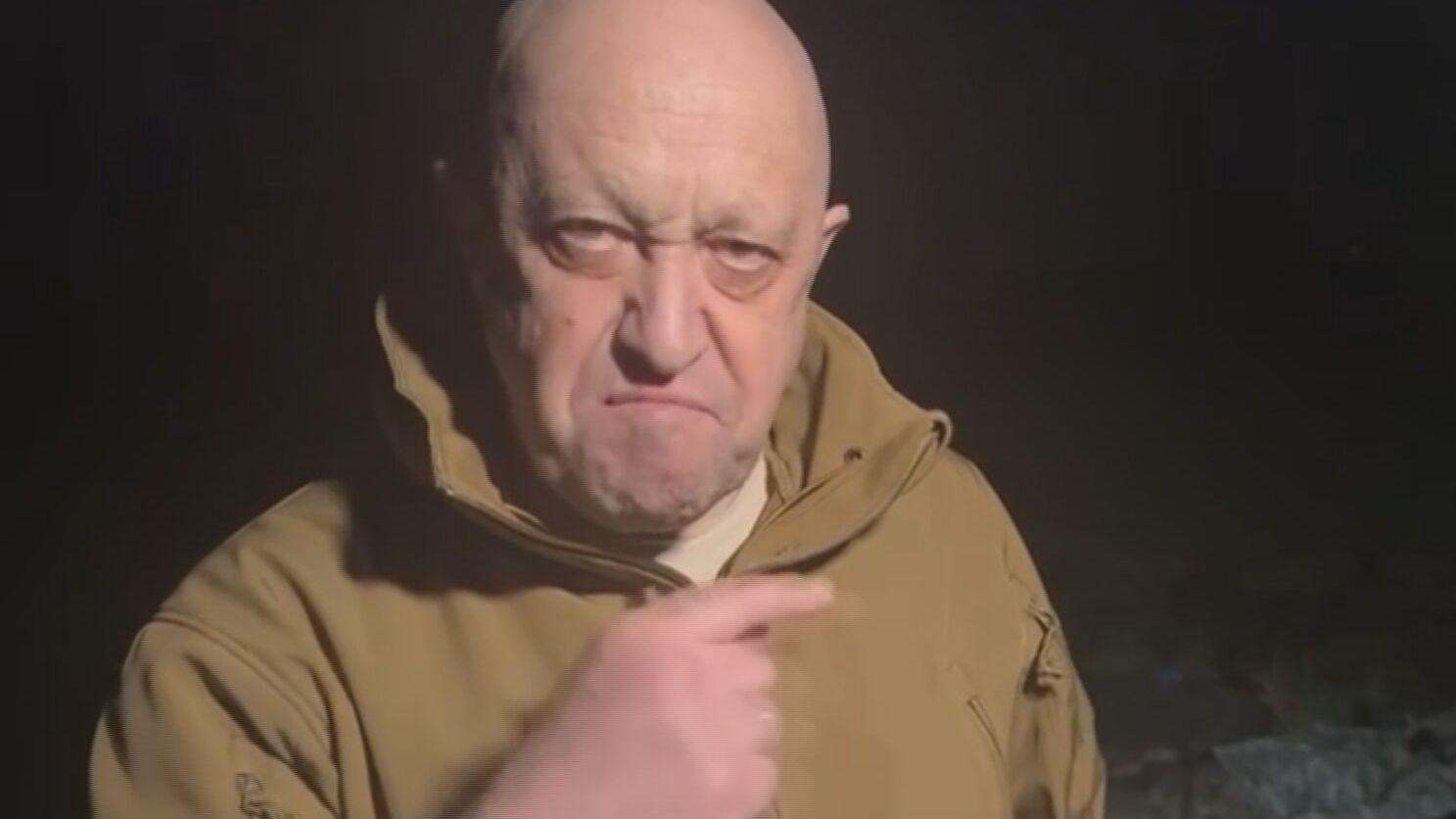 El jefe del Grupo Wagner entra en cólera contra el Kremlin y amenaza con irse de Bajmut: "Escuchadme, perros"