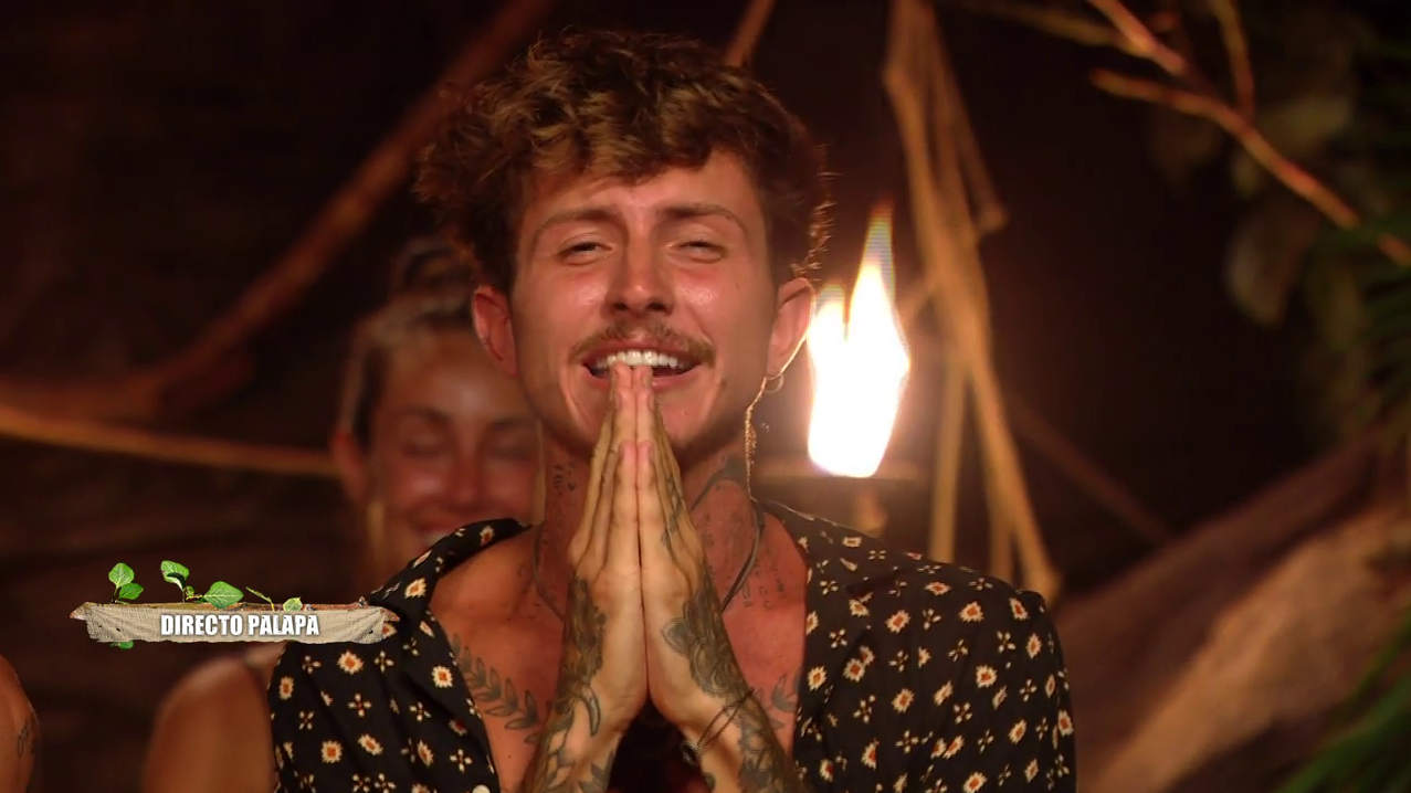 Jonan se convierte en el primer salvado de la noche