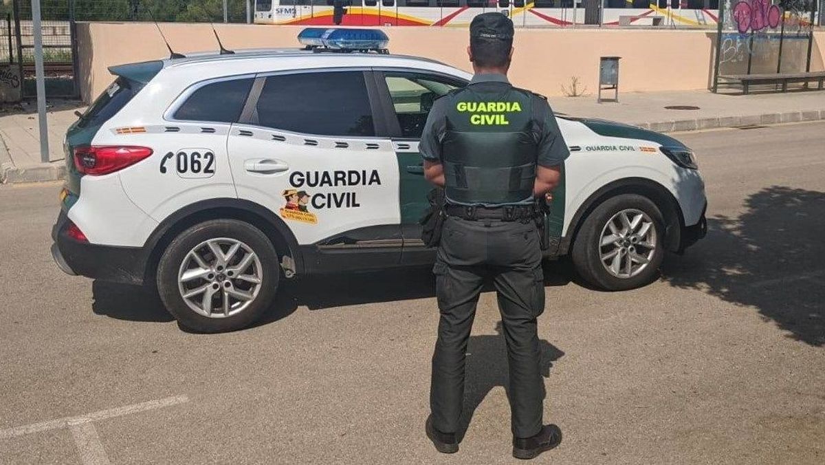 Detenido un jefe de la Guardia Civil de Buitrago en relación con la desaparición de un camión de tabaco