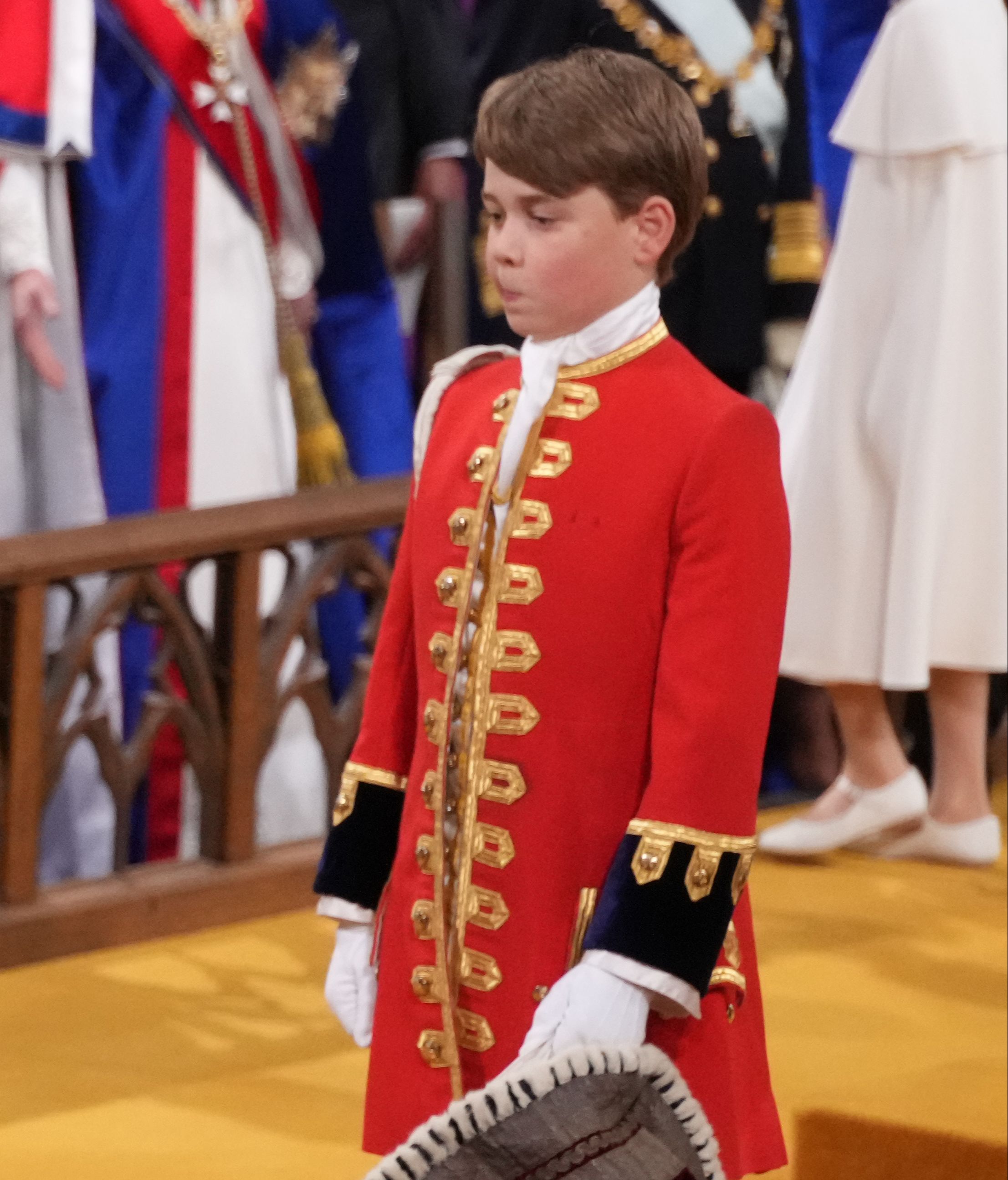 El príncipe Jorge en la coronación de Carlos III