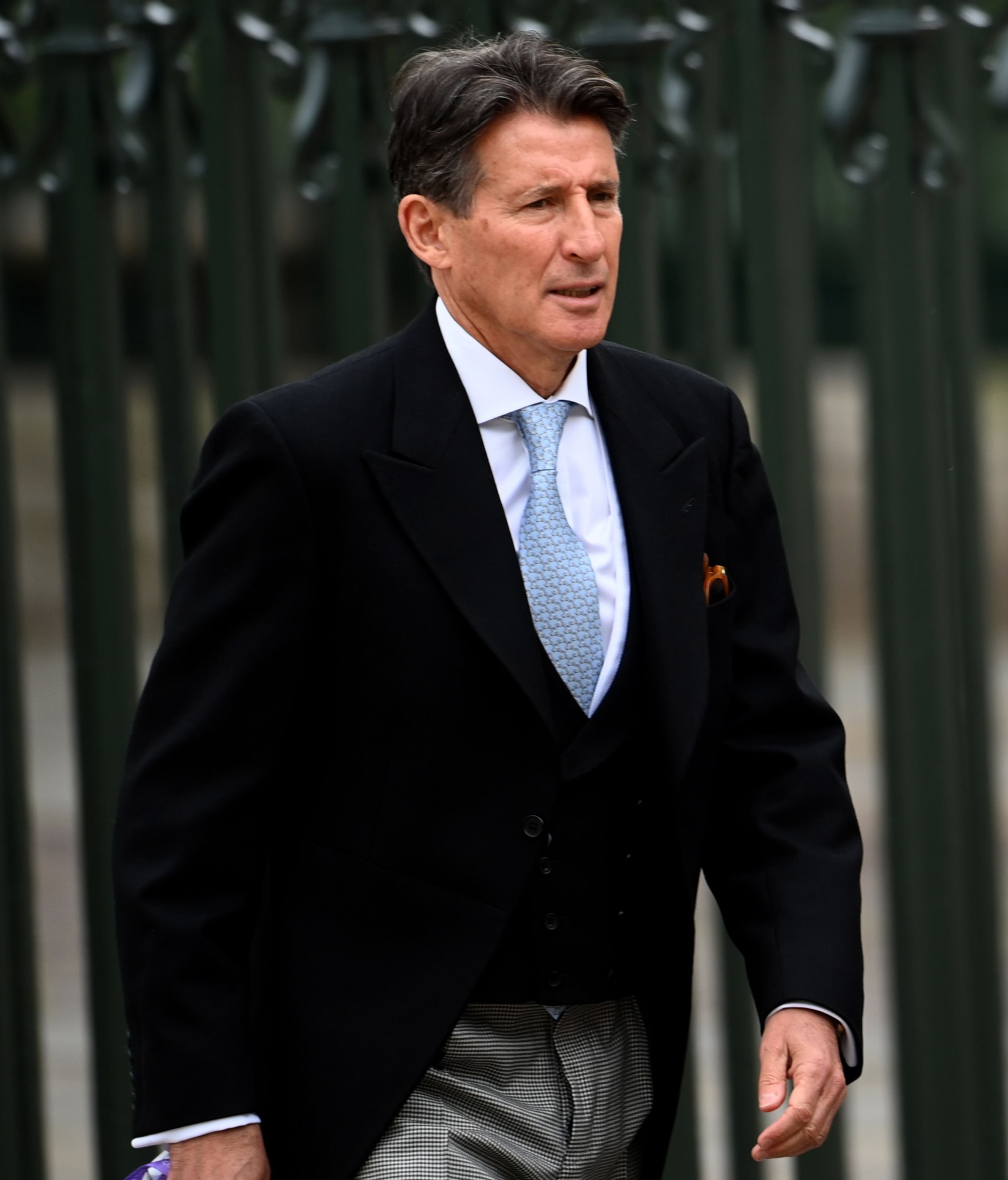 Sebastian Coe de Gran Bretaña llega para la coronación del rey Carlos III de Gran Bretaña