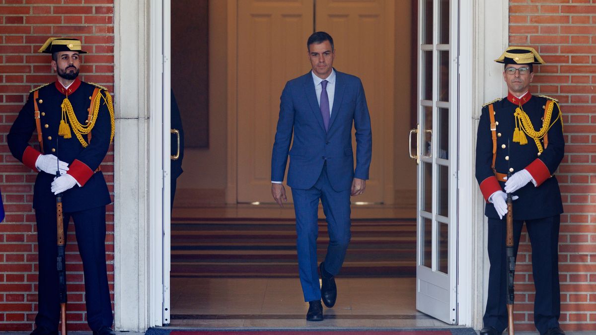 El presidente del Gobierno, Pedro Sánchez, este lunes 8 de mayo en el Palacio de La Moncloa