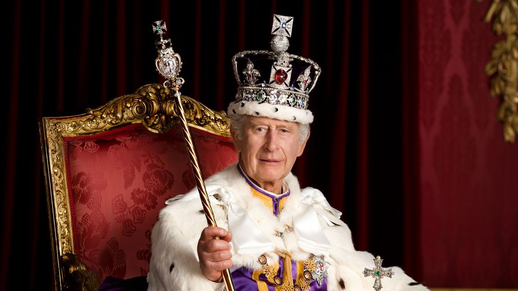 Así son los primeros retratos oficiales de la familia real británica