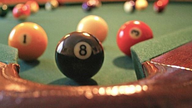 El condenado le lanzó una bola de billar que le provocó el estallido del globo ocular de un ojo