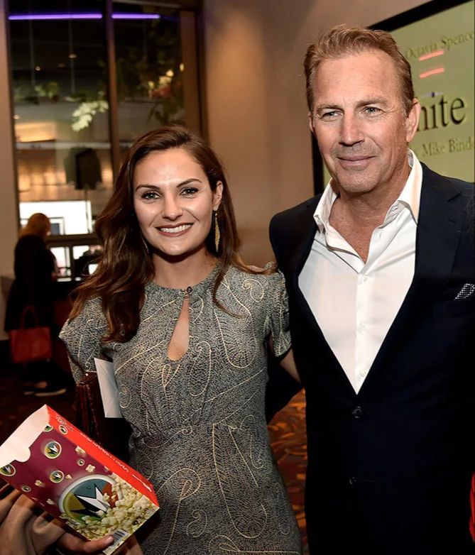 Annie Costner