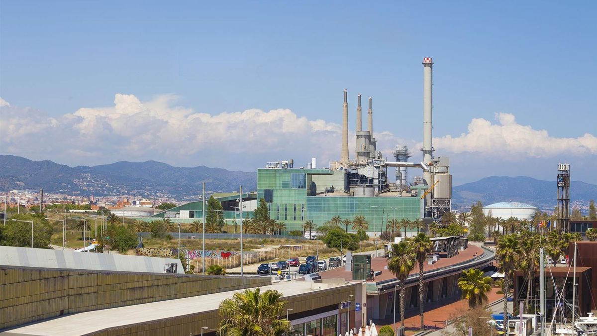 La planta incineradora de Sant Adrià de Besòs (Barcelona)