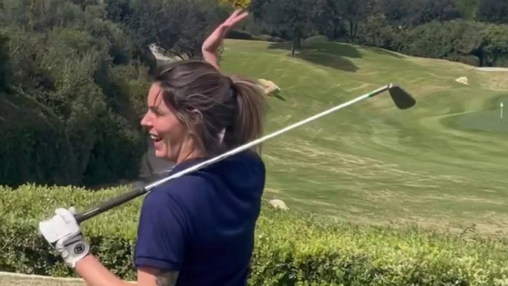 La nueva faceta de Laura Matamoros como golfista