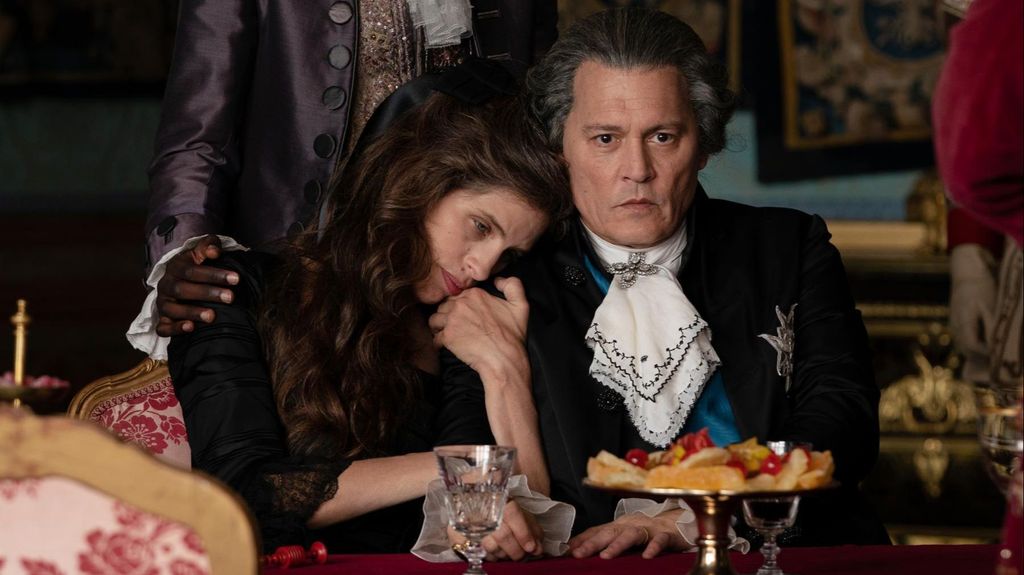 Maïwenn como Madame du Barry y Johnny Depp como Luis XV en la cinta dirigida por la propia actriz francesa.
