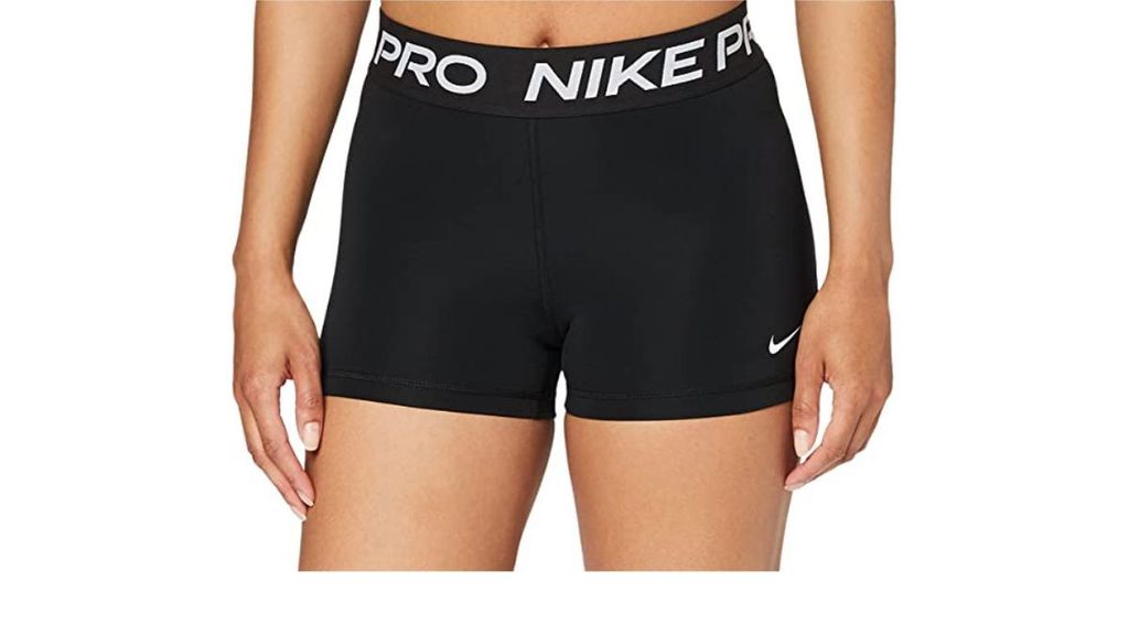 Máxima comodidad en tus entrenamientos con este pantalón corto deportivo de Nike