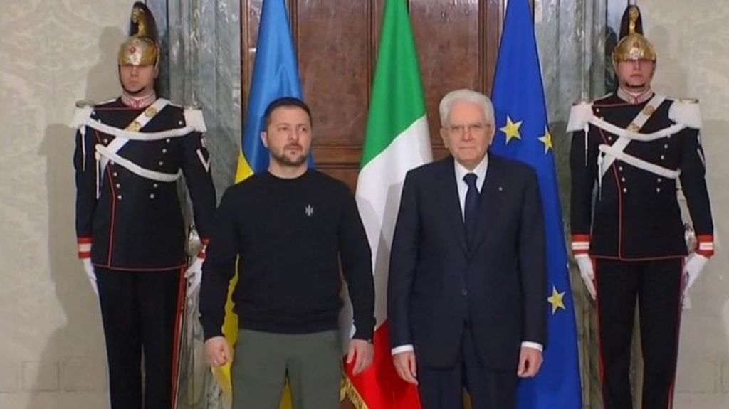 El presidente de Italia, Sergio Mattarella, promete a Zelenski su total apoyo "militar, financiero y de reconstrucción"