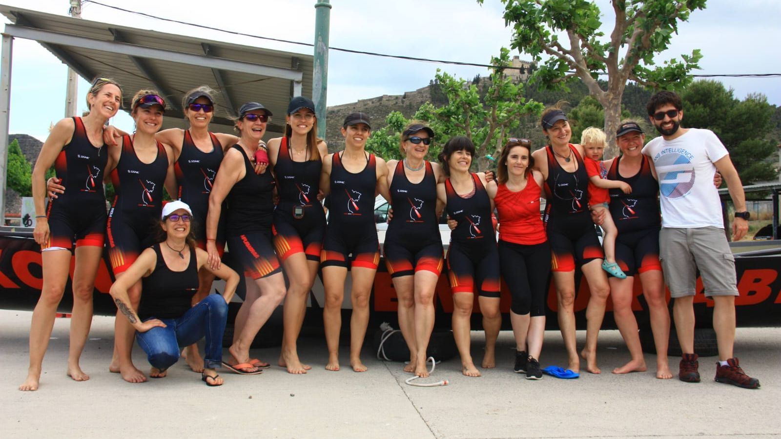 Las veteranas del Xon's d'Empuriabrava el pasado 6 de mayo en Mequinenza