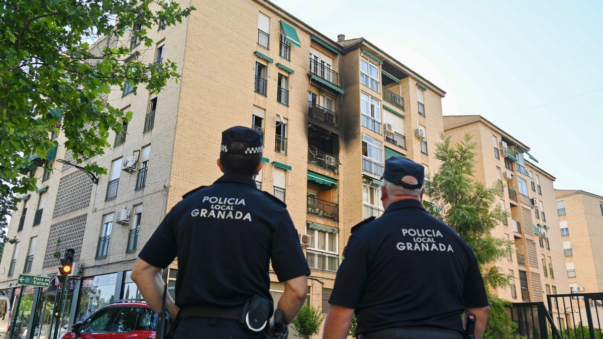 La Policía Nacional investiga la explosión de gas en una vivienda de La Chana, en Granada