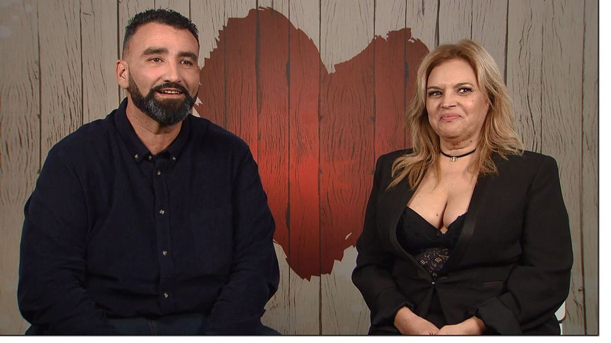 Claudia, al saber que su cita en ‘First Dates’ ha bajado 55 kilos: “Tienes  que bajar un poquito más”