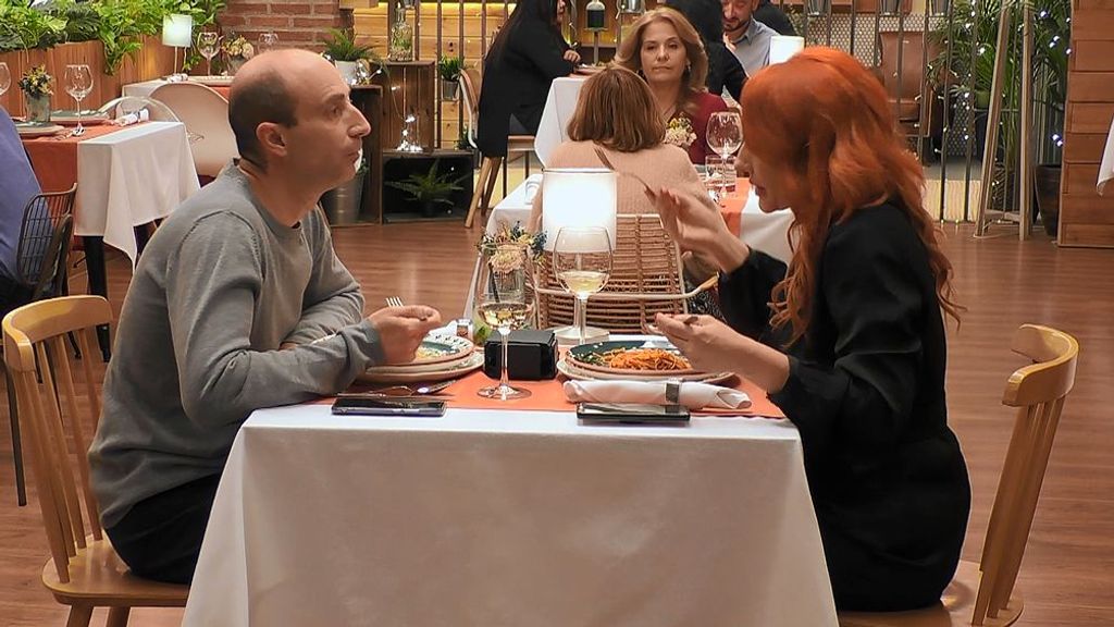 Estefanía y Joaquín durante su cita en 'First Dates'