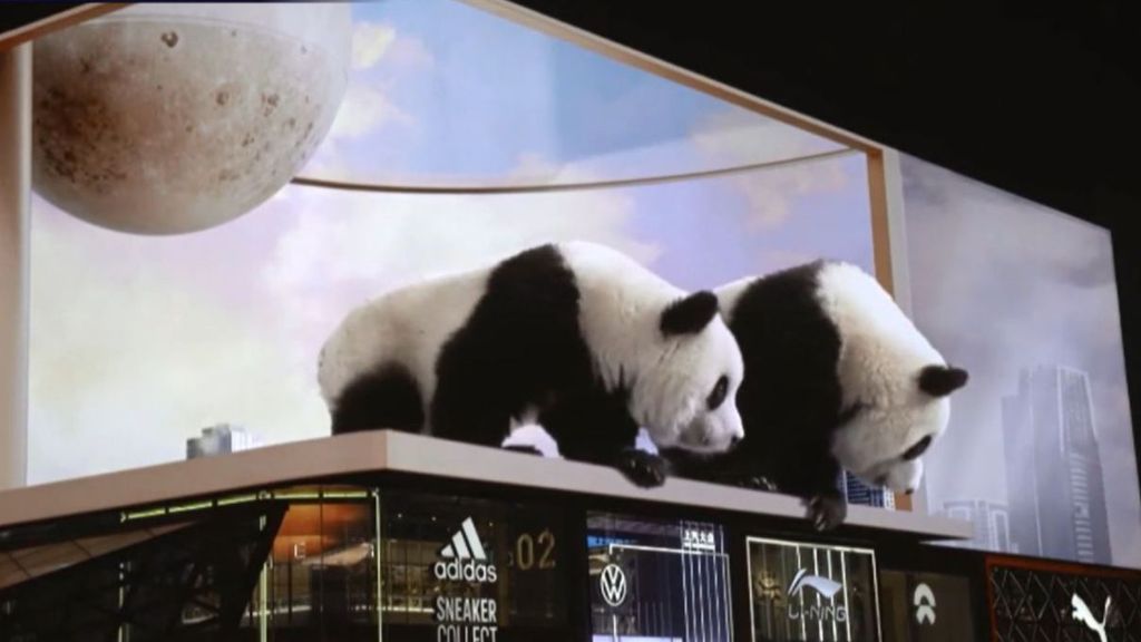 La publicidad con efectos 3D conquistó Asia y ya ha llegado a Europa: "La gente se detiene"