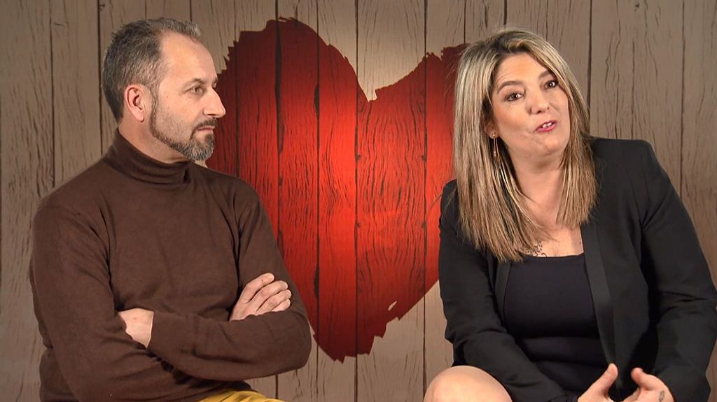 Laura y Ray durante su cita en 'First Dates'