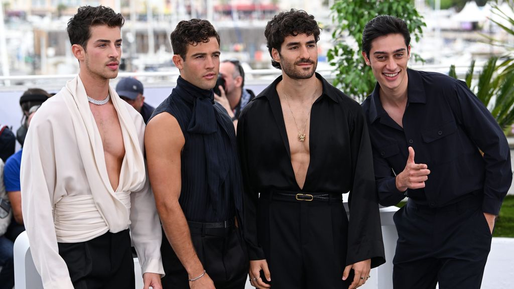 Los nuevos Chicos Almodóvar posan en Cannes
