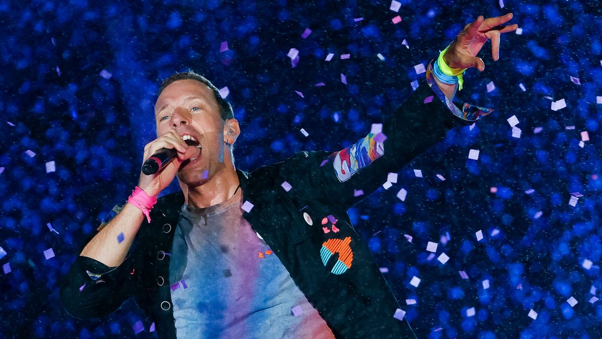 Se gasta 900 euros en entradas para ver a Coldplay en Barcelona y le toca estar en la mesa electoral