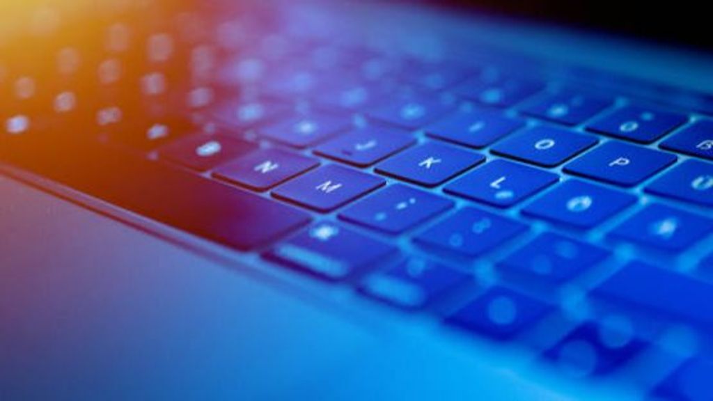 Teclado de ordenador.