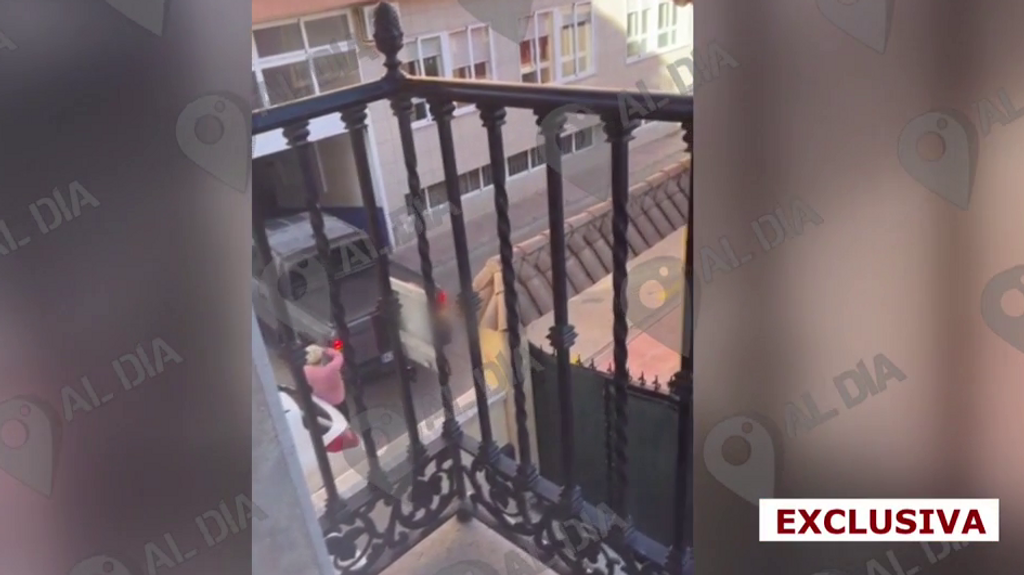 La sobrina de la víctima grabó también desde el balcón