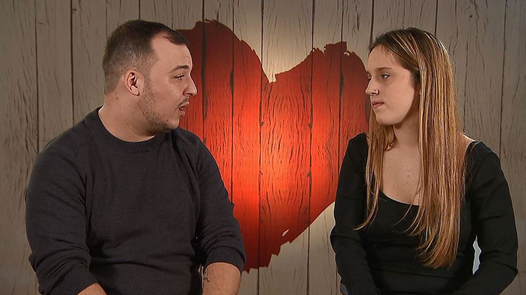 Cristopher y Elena durante su cita en 'First Dates'