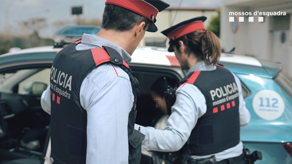 Una patrulla de Mossos d'Esquadra Una patrulla de Mossos d'Esquadra