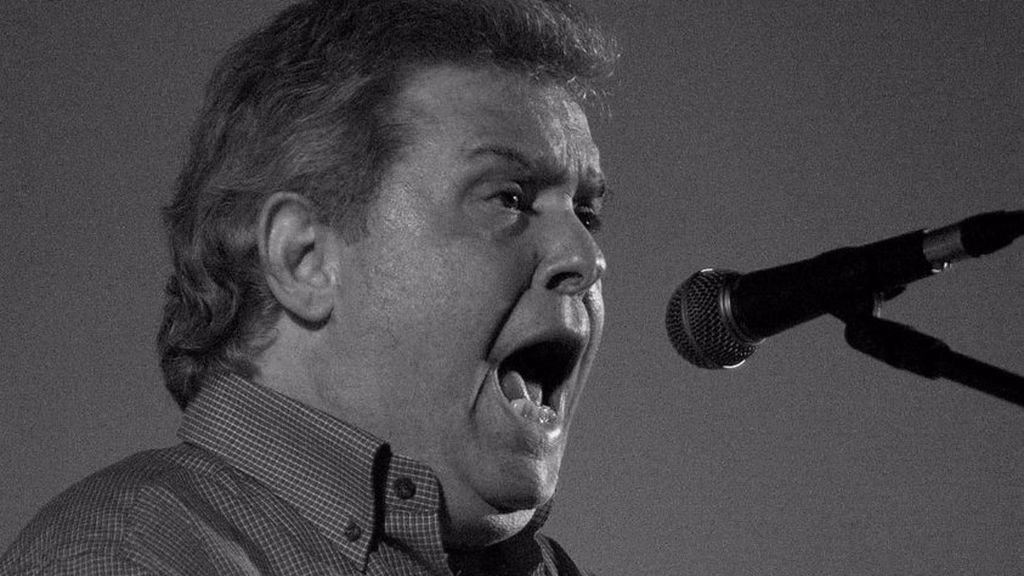 Muere el cantaor lebrijano Curro Malena a los 77 años