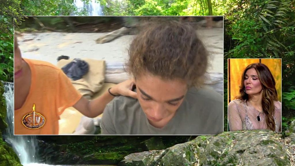 La reacción de Alma Bollo y de sus compañeros ante el desalojo de Manuel