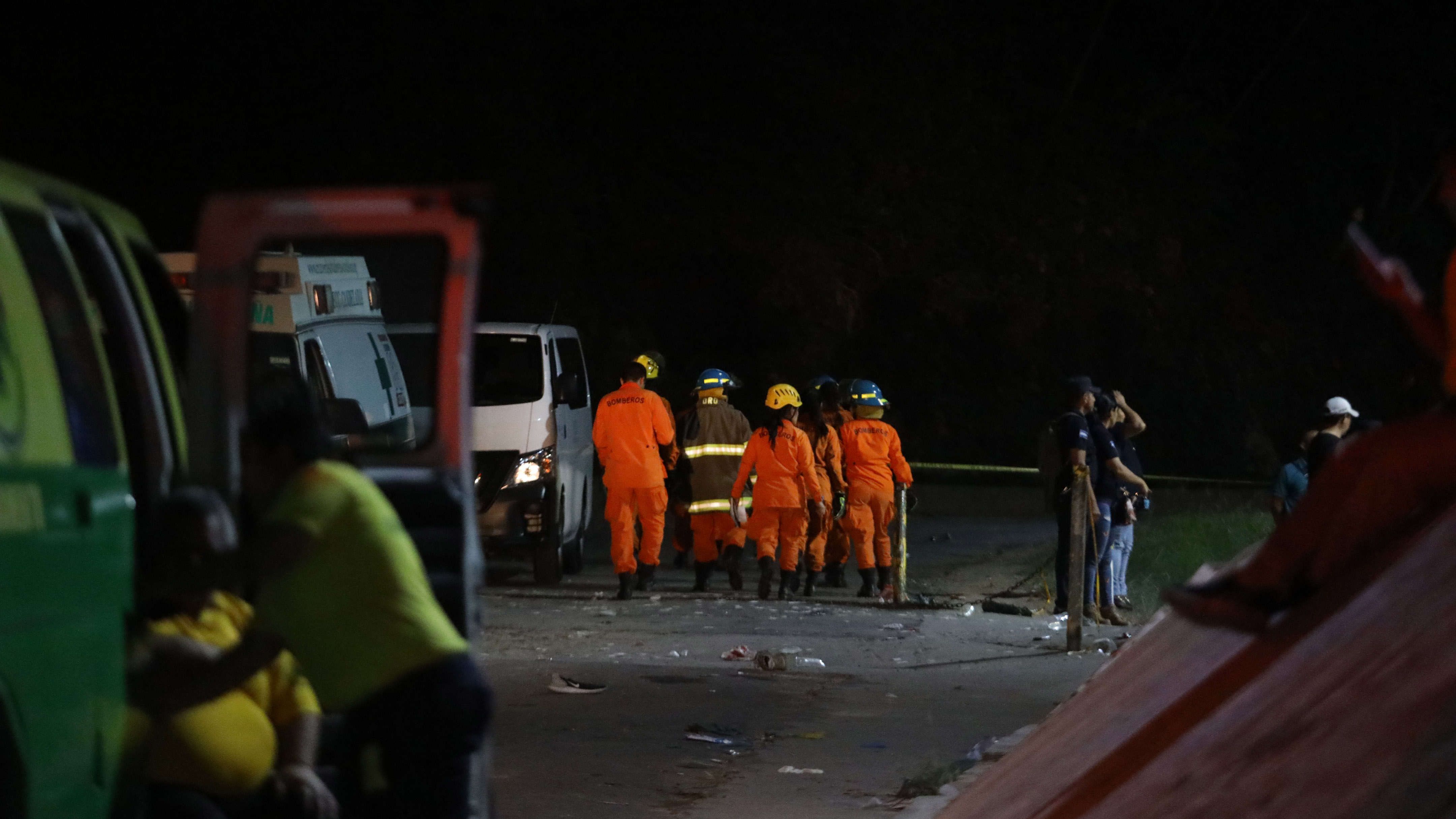 Las imágenes de la estampida en un estadio de El Salvador