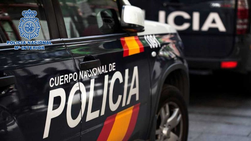 Detenido por agarrar del cuello y empujar a su pareja, de la que tenía una orden de alejamiento, en Valencia