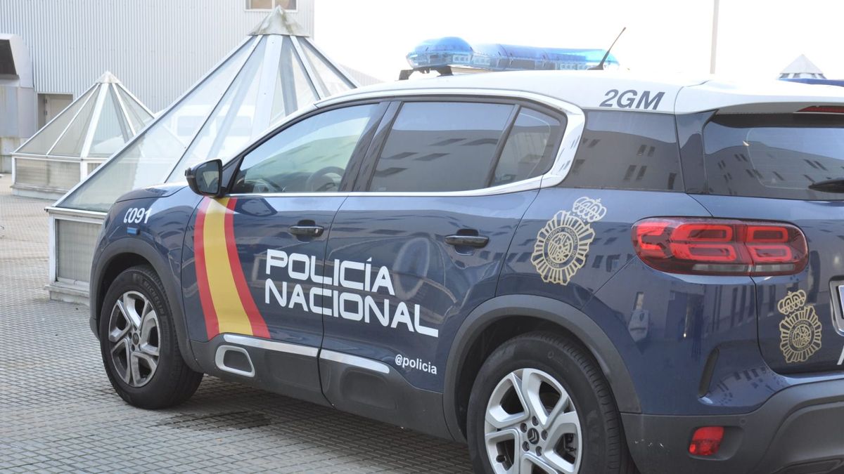 Imagen de archivo de un vehículo de la Policía Nacional.