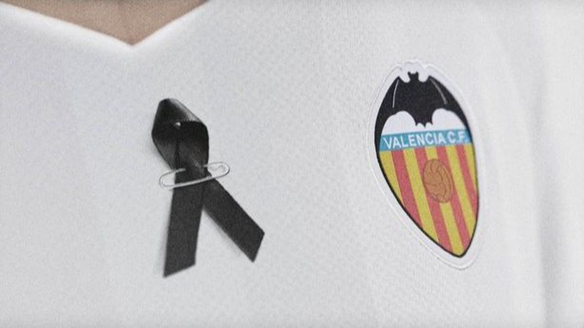 Muere un aficionado del Valencia durante el partido contra el Real Madrid en Mestalla