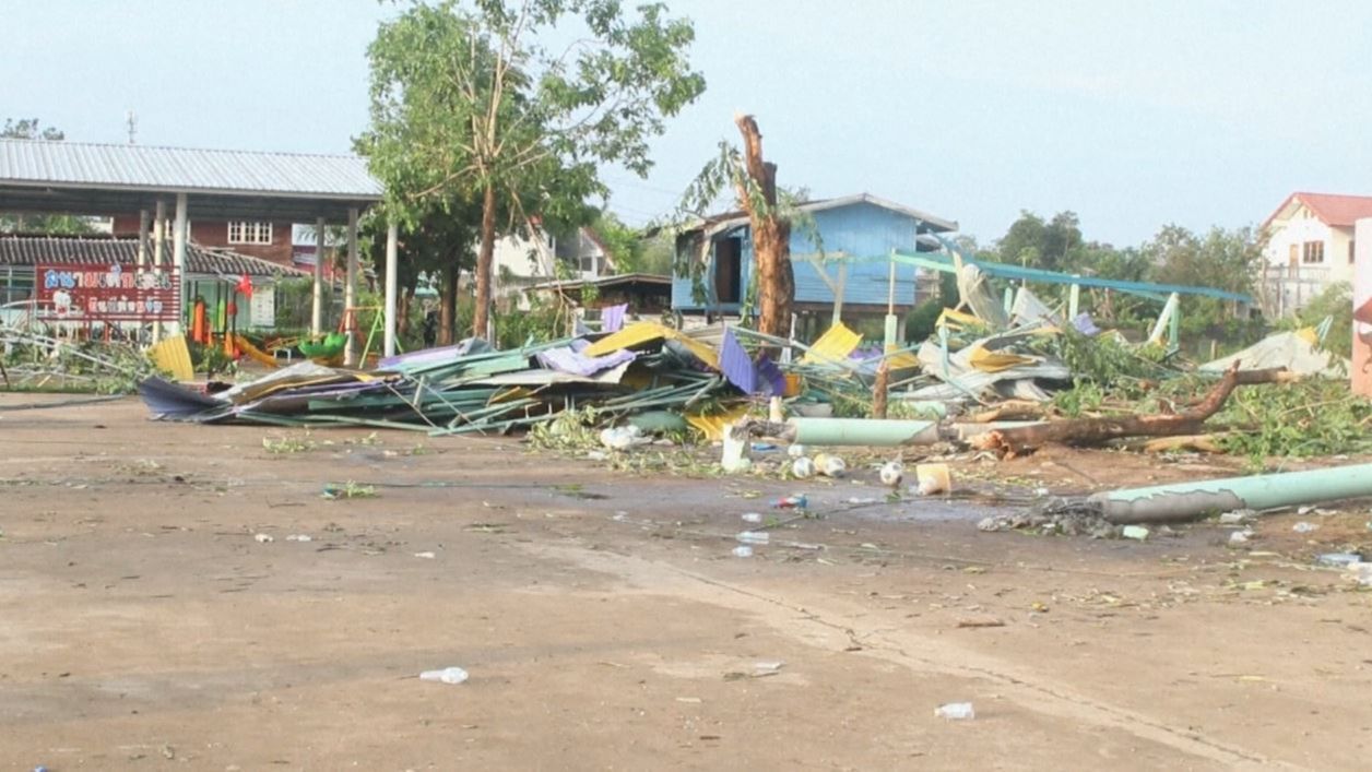 Siete muertos y 25 heridos por el colapso de un techo en una escuela de Tailandia