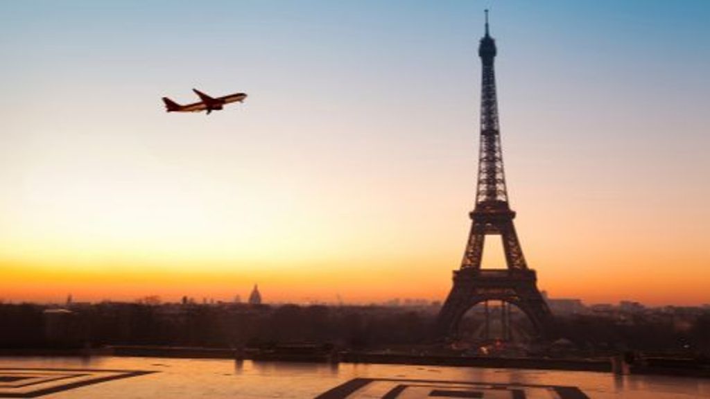 ¿Es viable eliminar los trayectos cortos de avión como ha hecho Francia?