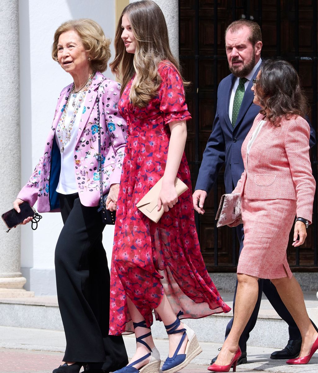 La princesa Leonor con la reina Sofía, Jesús Ortiz y Paloma Rocasolano