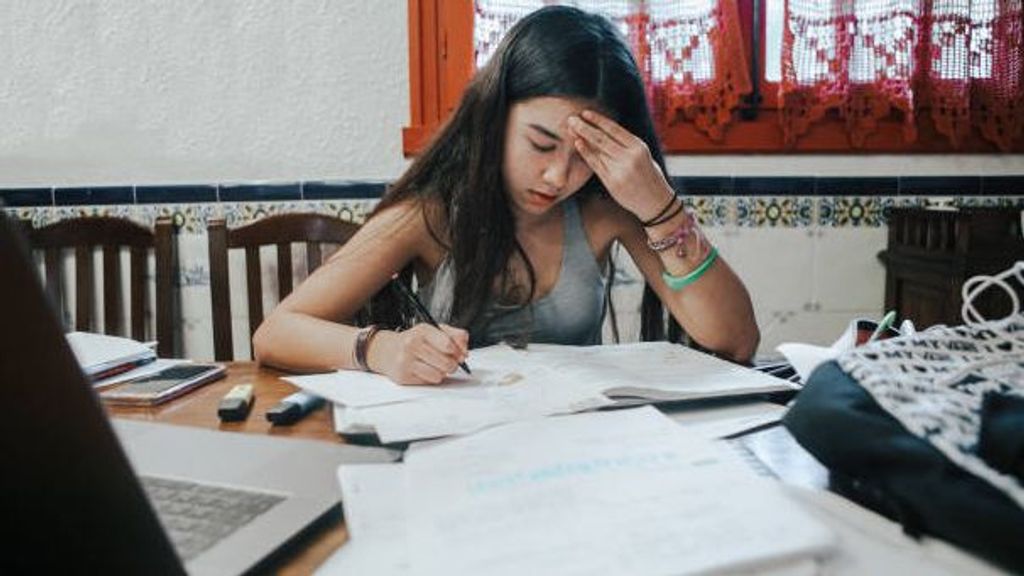 Las estrategias para evitar darse 'atracones' de estudio justo antes de un examen