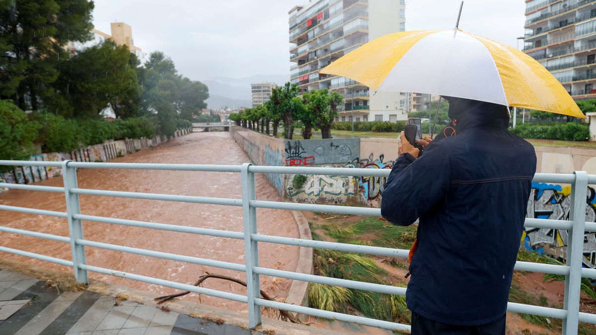 Benicàssim supera los 220 l/m2 de lluvia y Castelló alcanza un registro inédito para mayo