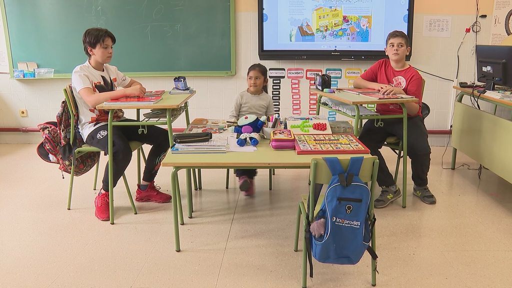 La escuela rural de Cornágola, en La Rioja, se salva con la llegada de nuevos alumnos