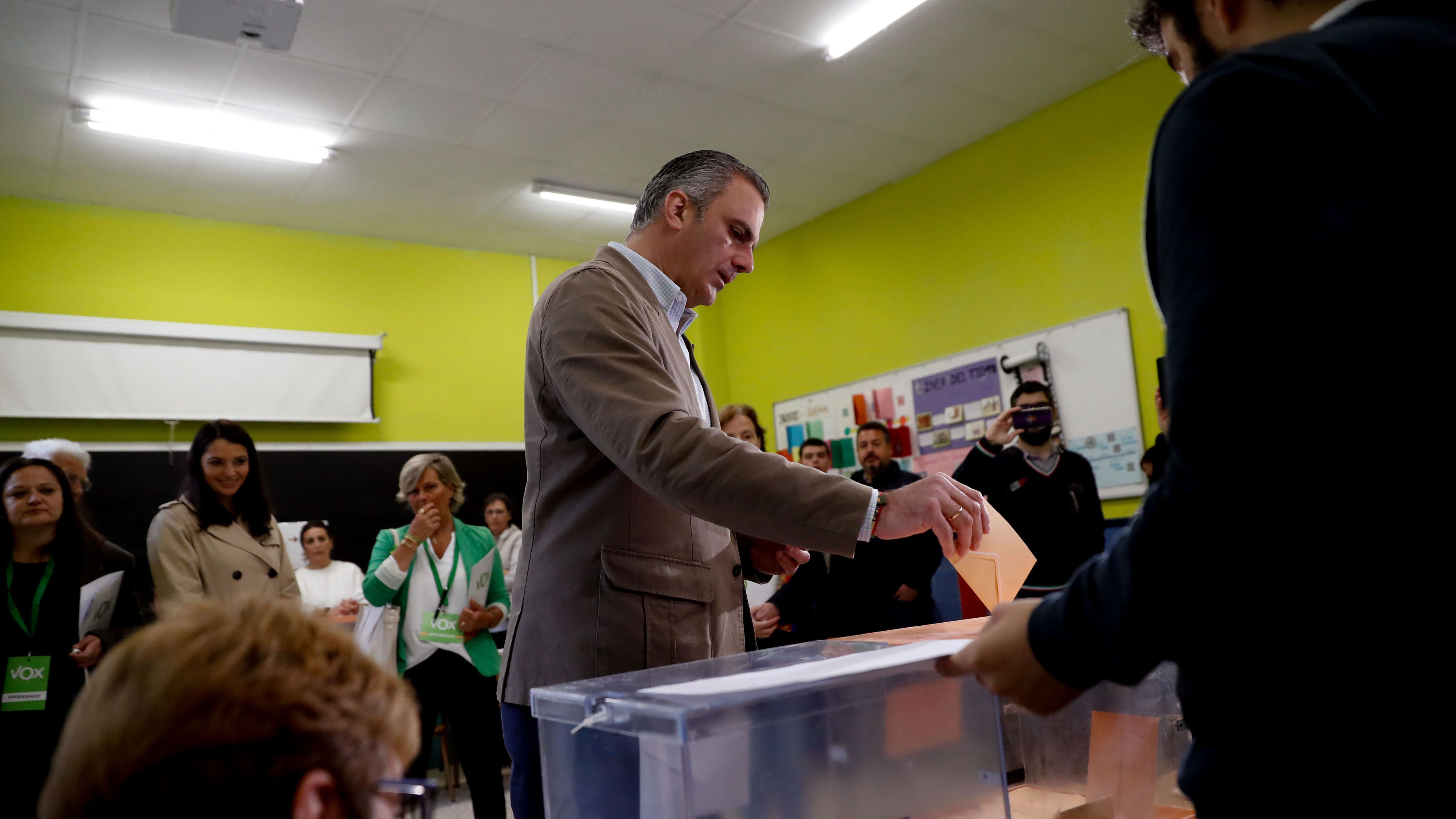 Ortega Smith defiende el valor del voto "frente a quienes no creen en la libertad ni en la democracia"