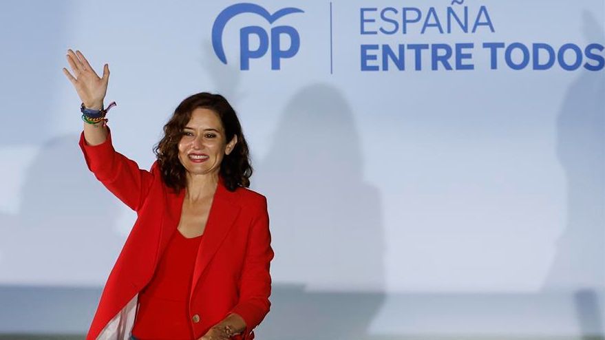 Ayuso y Almeida arrasan en Madrid mientras Podemos se estrella y Ciudadanos desaparece