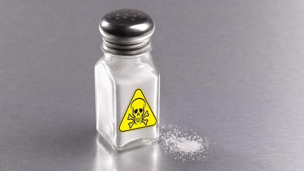 Demuestran que el consumo excesivo de sal está relacionado con la hipertensión y trastornos cognitivos como el Alzheimer