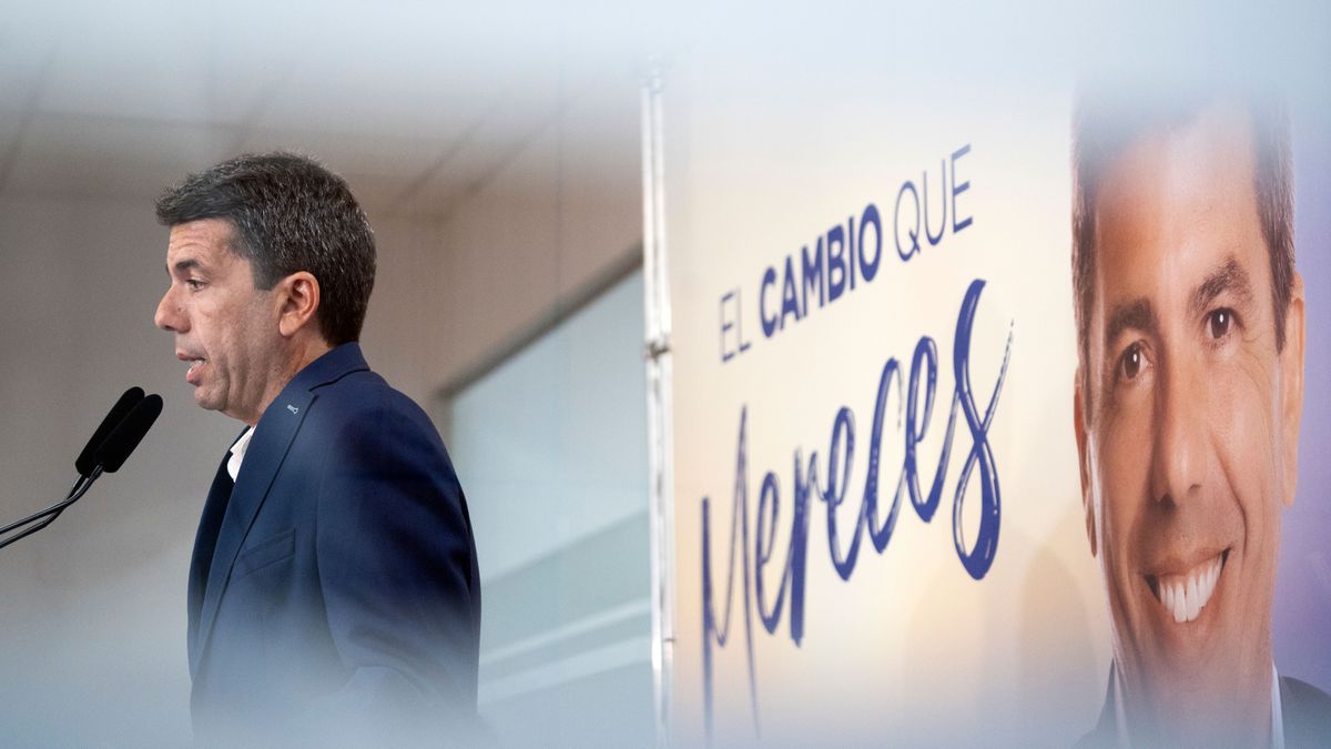 El presidente del PPCV, Carlos Mazón, durante una rueda de prensa tras la reunión de la junta directiva extraordinaria El presidente del PPCV, Carlos Mazón, durante una rueda de prensa tras la reunión de la junta directiva extraordinaria