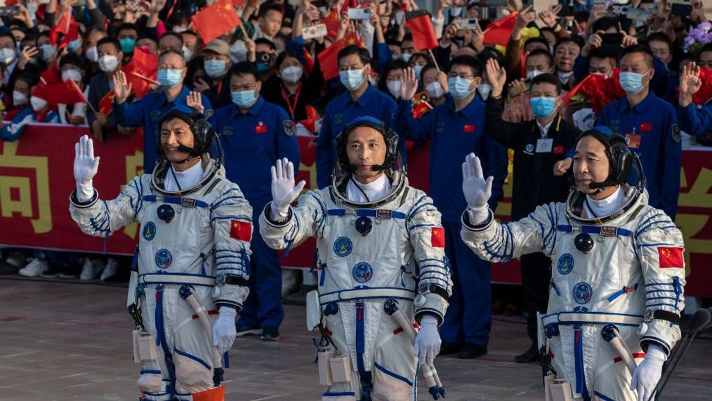 China lanza la misión Shenzhou-16 con tres astronautas rumbo a la Estación espacial Tiangong