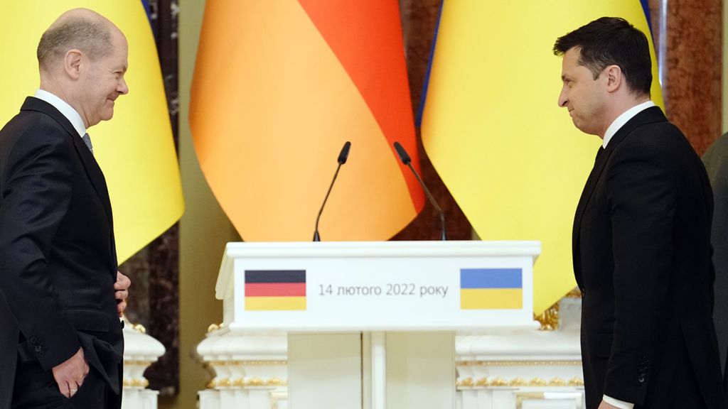 El canciller de Alemania, Olaf Scholz, y el presidente ucraniano, Volodimir Zelenski