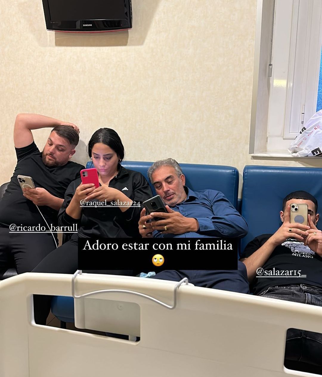 Raquel Salazar, arropada por los suyos en el hospital