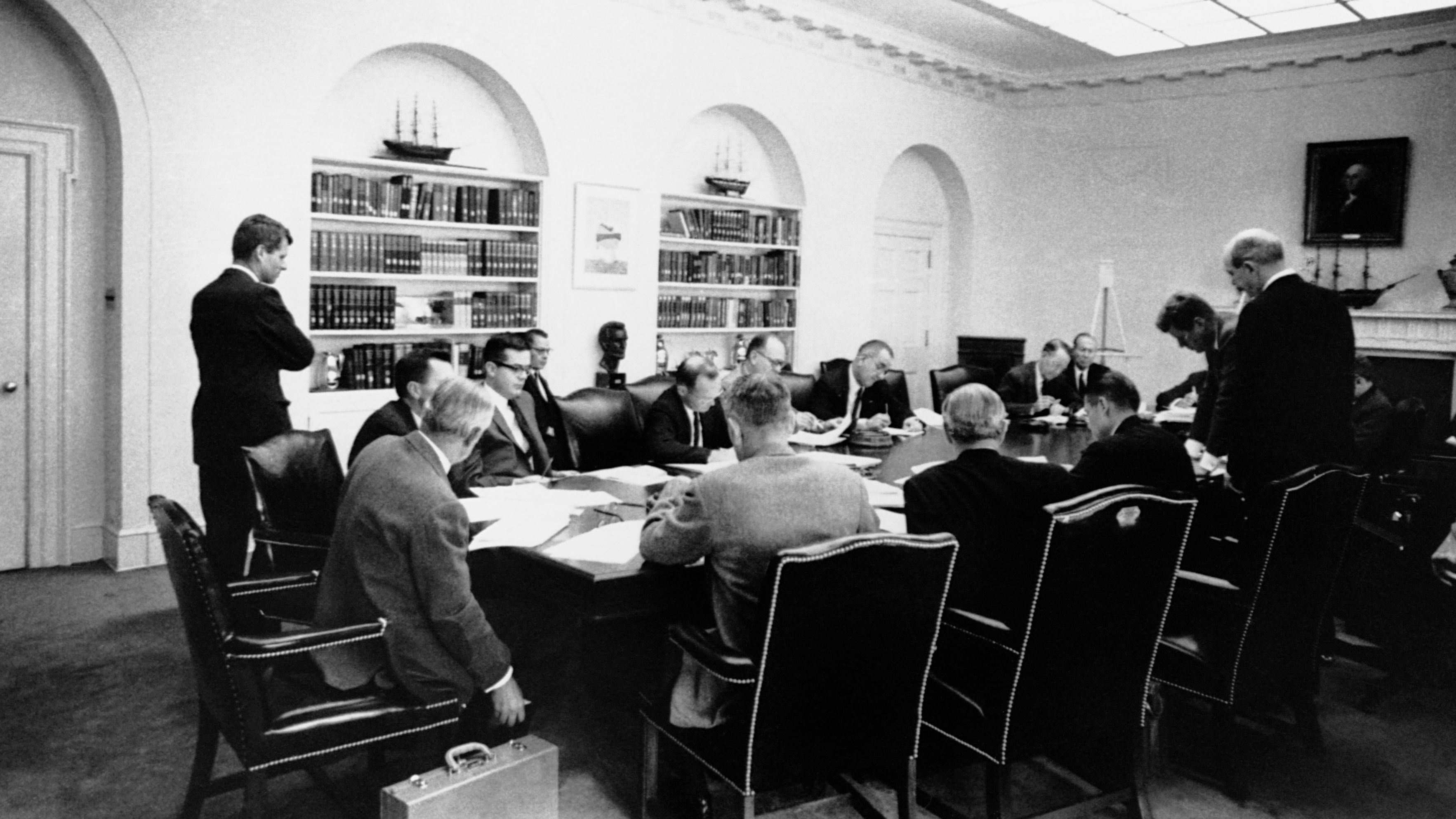 El comité de crisis de la Casa Blanca 