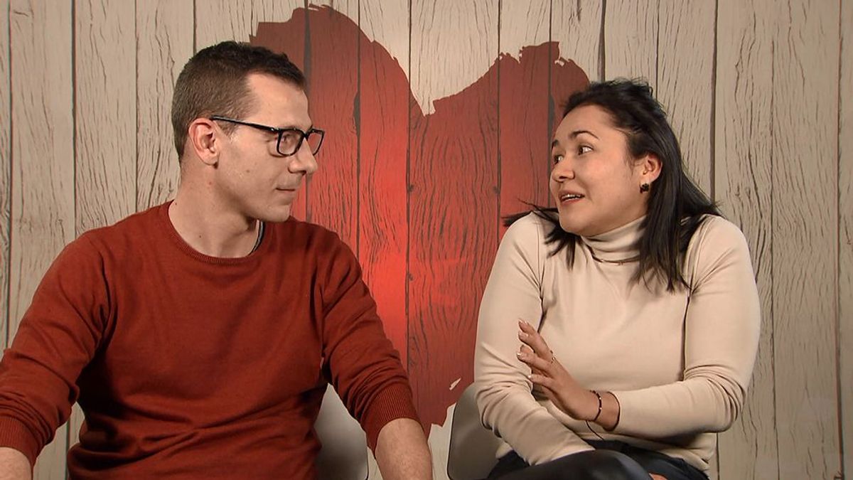 Derly, ante las preguntas sexuales en ‘First Dates’: “No voy a responder”